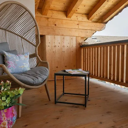 アパート Mountain Vista - Bio Yoga Hof キッツビュール