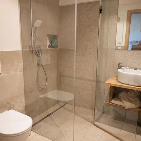 Yogahof Kitzbuehel - Boutique Alpine Hideaway アパート