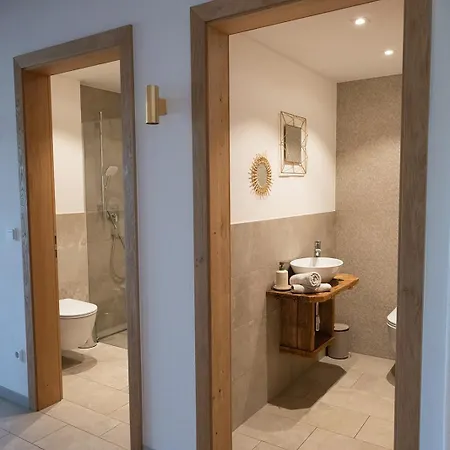 Mountain Vista - Bio Yoga Hof * キッツビュール