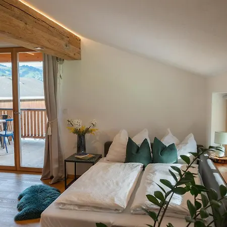 Yogahof Kitzbuehel - Boutique Alpine Hideaway キッツビュール