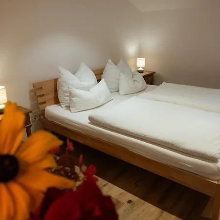 Mountain Vista - Bio Yoga Hof アパート *