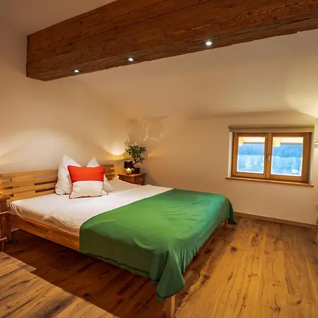 Mountain Vista - Bio Yoga Hof * Kitzbuhel